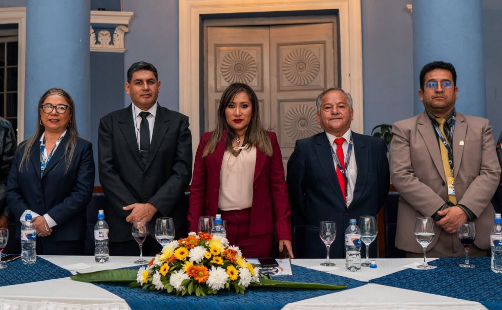 Cynthia González, Manuel Figueroa De Los Ríos, Wendy Fernández, Pedro Quiroz y Miguel Medina