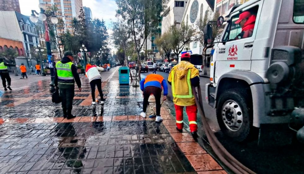 Verbena paceña deja unos 300 arrestados: ‘ha roto cualquier expectativa sobre consumo de bebidas alcohólicas’