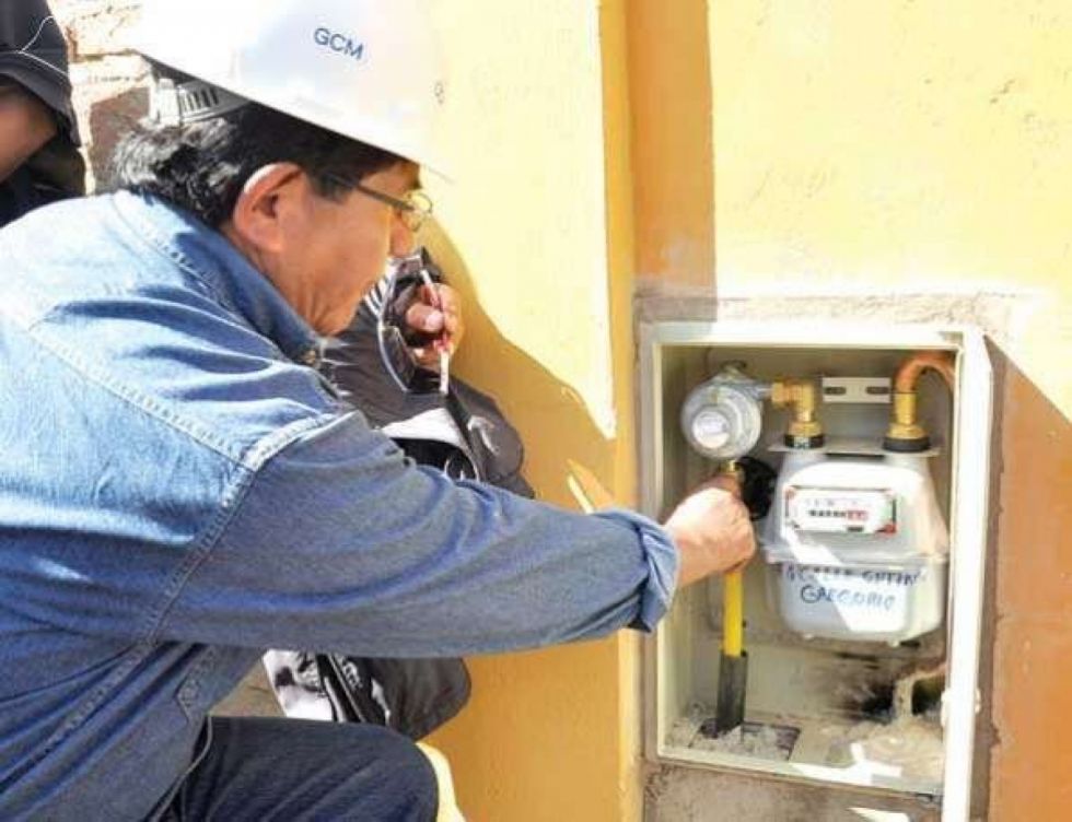 YPFB llegará a 2.250 nuevos usuarios de gas domiciliario del área urbana y rural de Yacuiba