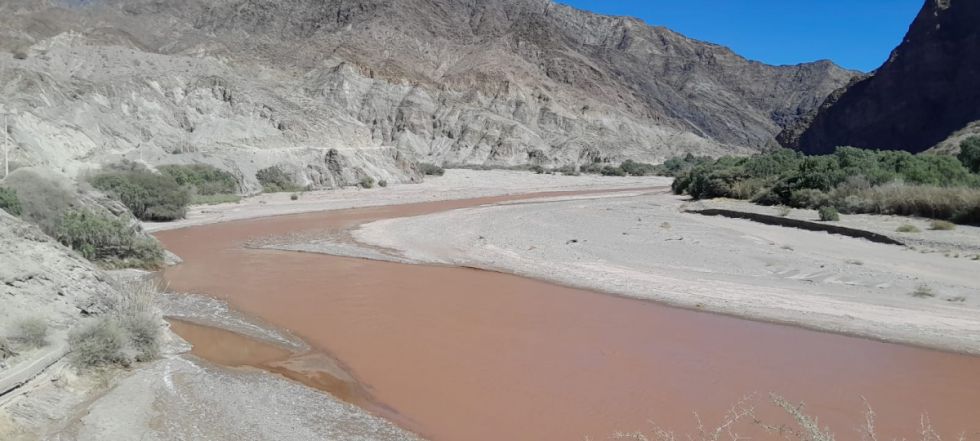 Cooperativa que contaminó al río San Juan del Oro no tiene licencia