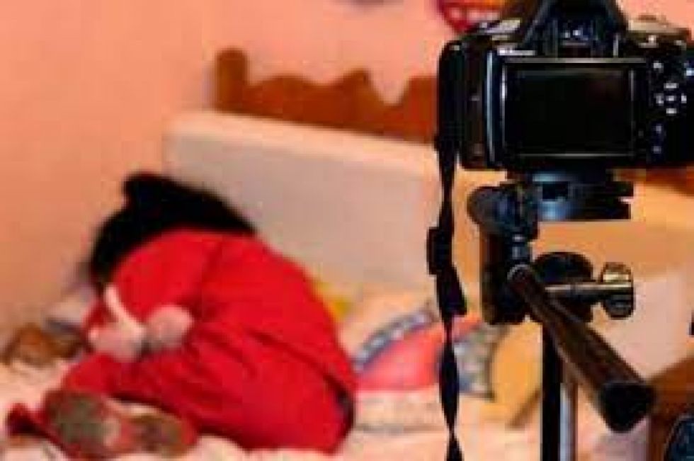 Envían a la cárcel a sujeto que violó y filmó a su hija