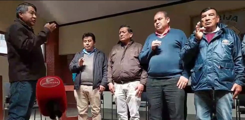 Transporte anuncia 30 puntos de bloqueo para este jueves en Tarija 