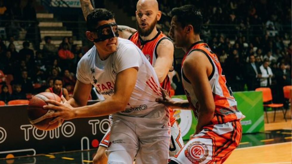 Tarija Básquet visita hoy a Pichincha por el juego 3 de semifinales