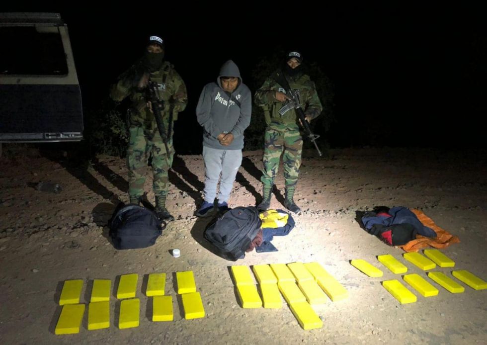  La FELCN detecta 29 paquetes de cocaína en la ruta a Yacuiba 