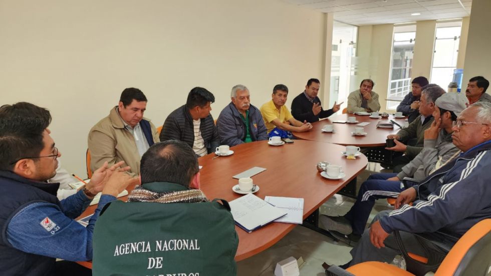 Tras un acuerdo con YPFB en Tarija, el transporte internacional no acatará el paro 