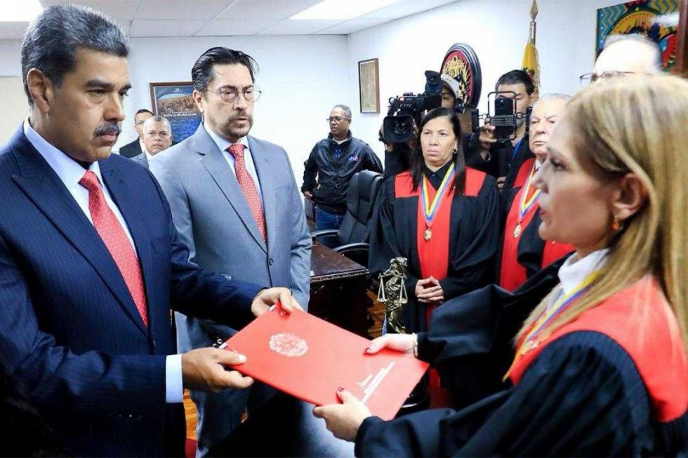 Venezuela: TSJ acepta asumir recurso de Maduro