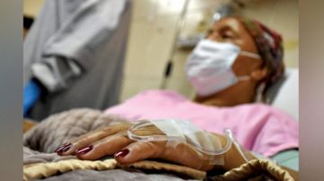 Falta de dólares dispara costos de medicamentos oncológicos