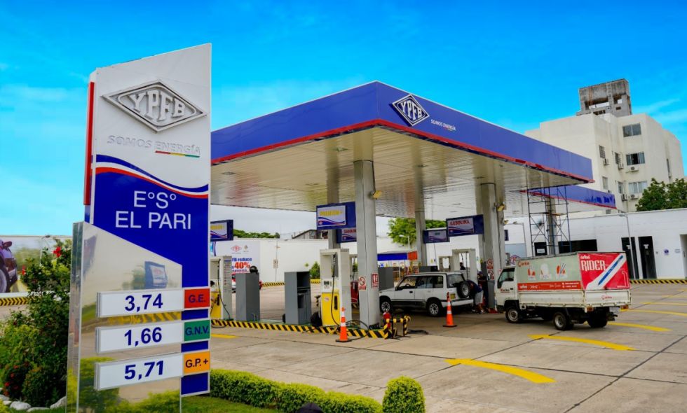 Gobierno acelera plan para llevar a todo el país las gasolinas Premium 
