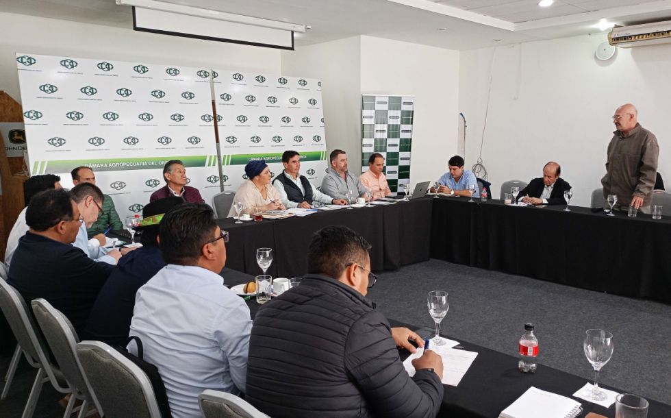 El sector productivo y Prada acuerdan para el sábado un gabinete agropecuario con Arce