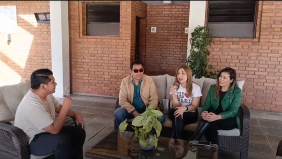 "Te amo, pero no te soporto", la historia que el elenco de El Manual de la Mala Conducta trae a Tarija