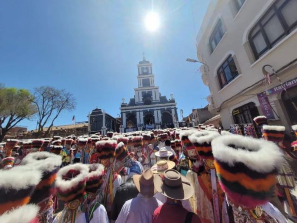 Resuenan en Tarija los tambores y quenillas que anuncian el inicio de la "Fiesta Grande de San Roque" 