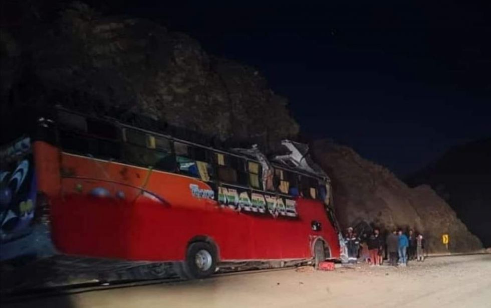 "Han fallado los frenos": pasajero del bus Narváez contó cómo se vivió la tragedia