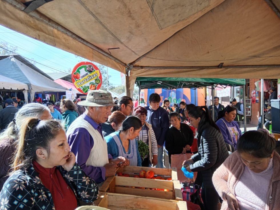 Inicia la Feria "Del Campo a la Olla" en Tarija