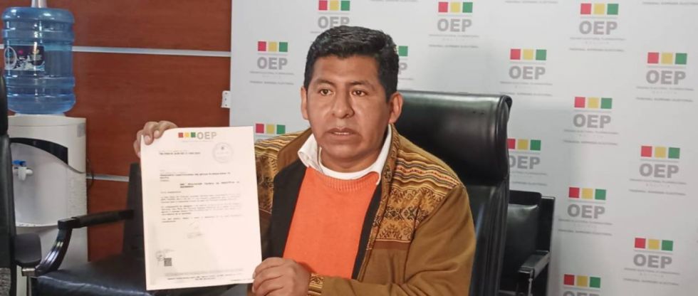 El TSE observa las cuatro preguntas que planteó Arce para el referendo