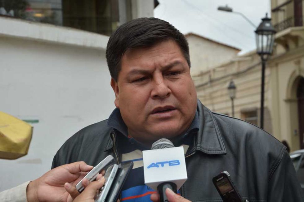 Denuncian estafa en venta de cargos estatales y vinculan a diputado en Tarija 