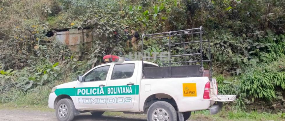 Asesinados a balazos en los Yungas salieron a cambiar dólares, los cuerpos estaban a un lado de la carretera