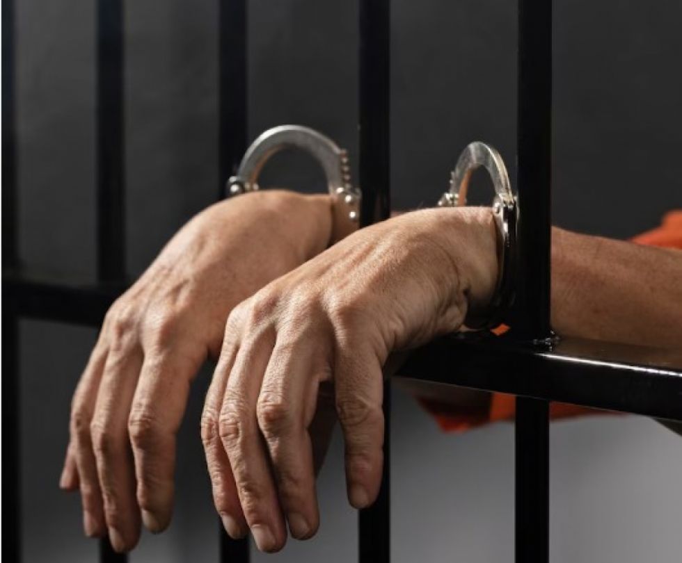 Sujeto es imputado por violar a su prima 