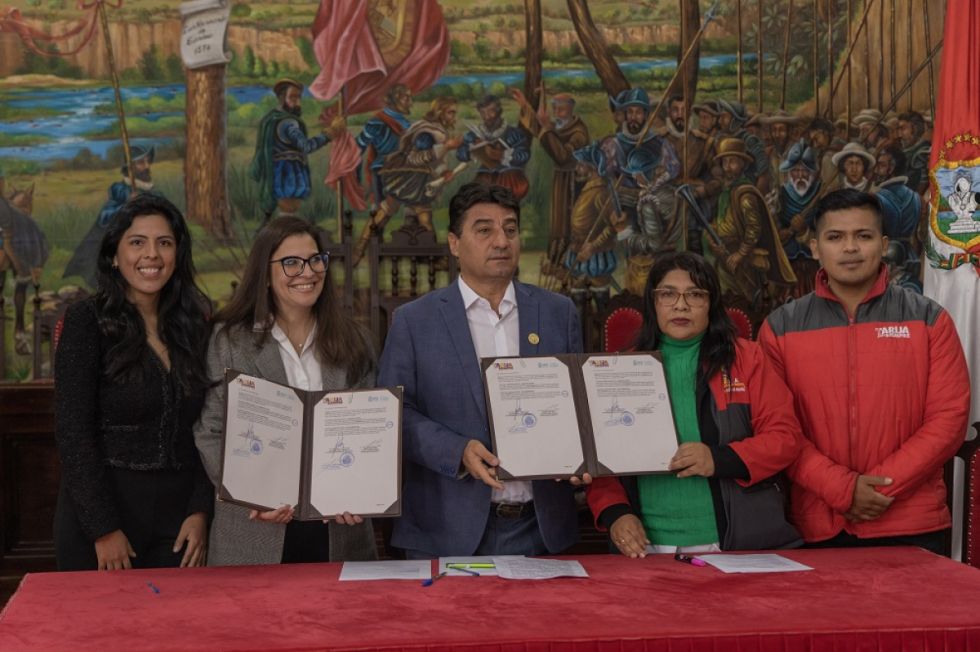 Tarija: Convenio busca fortalecer la salud reproductiva 