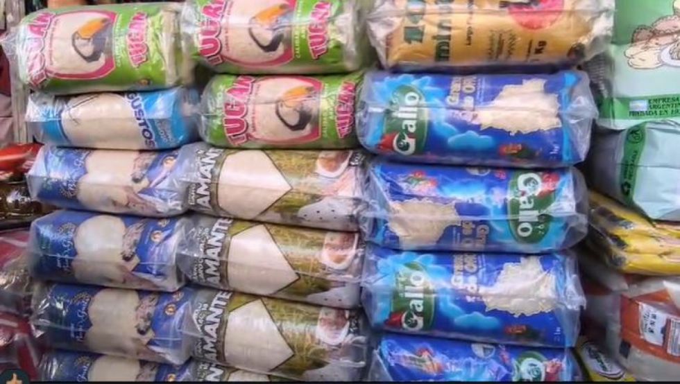 Decomisan arroz sin registro sanitario en el mercado Campesino de Tarija