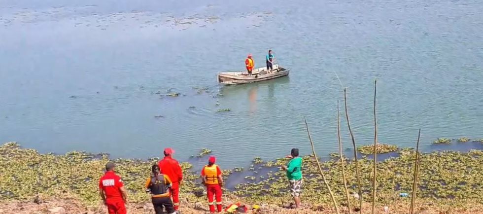 Buscan a persona desaparecida en el Lago San Jacinto de Tarija