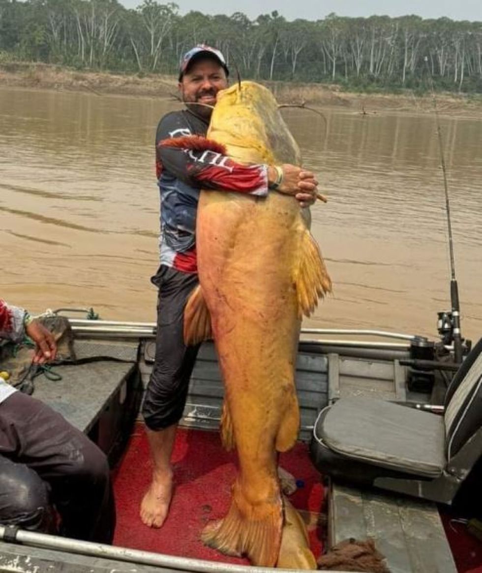 Pescaron a ‘Teresa’, un jundiá de 84 kilos en Pando
