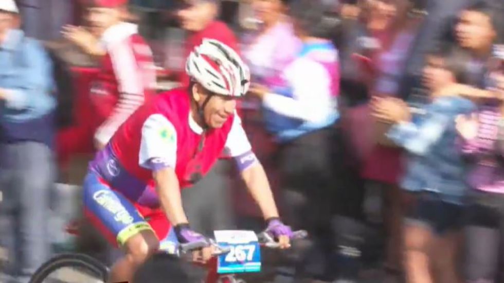 Ganadores de la segunda etapa de la competencia ciclística Doble San Roque - Chaguaya en Tarija