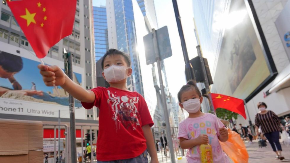 China prohíbe adopciones por parte de extranjeros