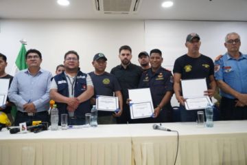 Certifican a cinco fundaciones de bomberos voluntarios