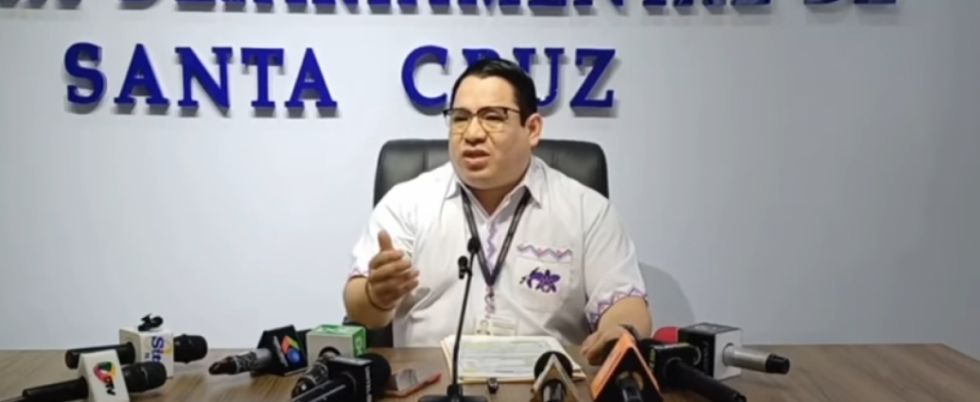 Roger Mariaca postula a Fiscal General del Estado 