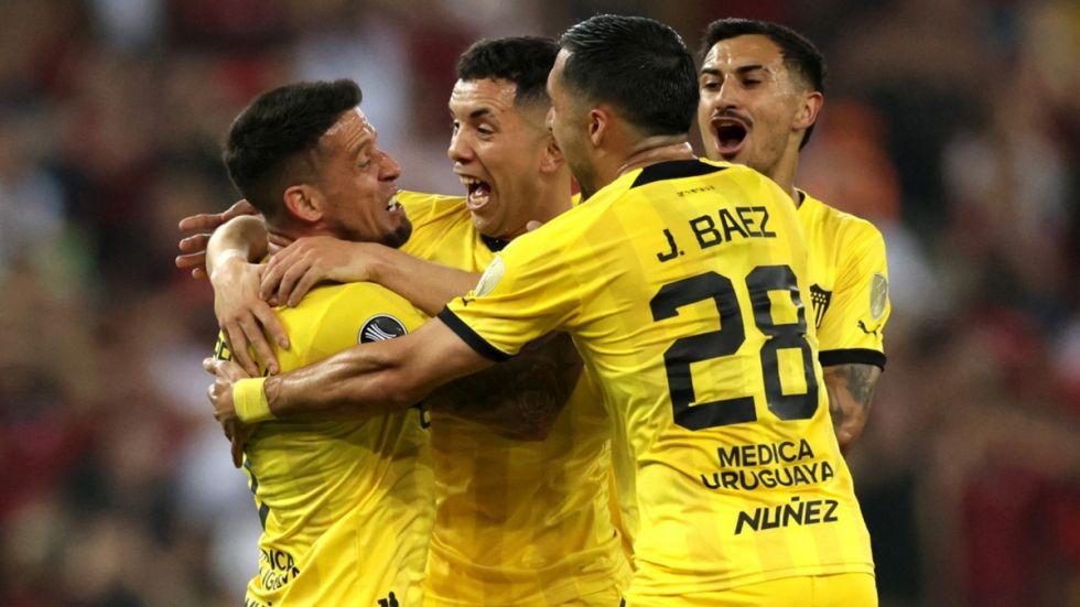 ¡Maracanazo! Peñarol da el primer golpe en Rio de Janeiro ante Flamengo