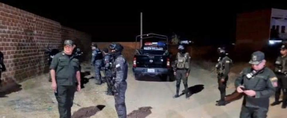 La policía busca a dos presuntos secuestradores que escaparon en Tarija