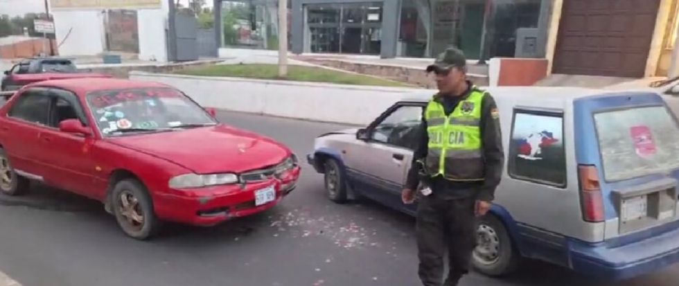 Tarija: Reportan choque de dos vehículos en la avenida Jaime Paz Zamora