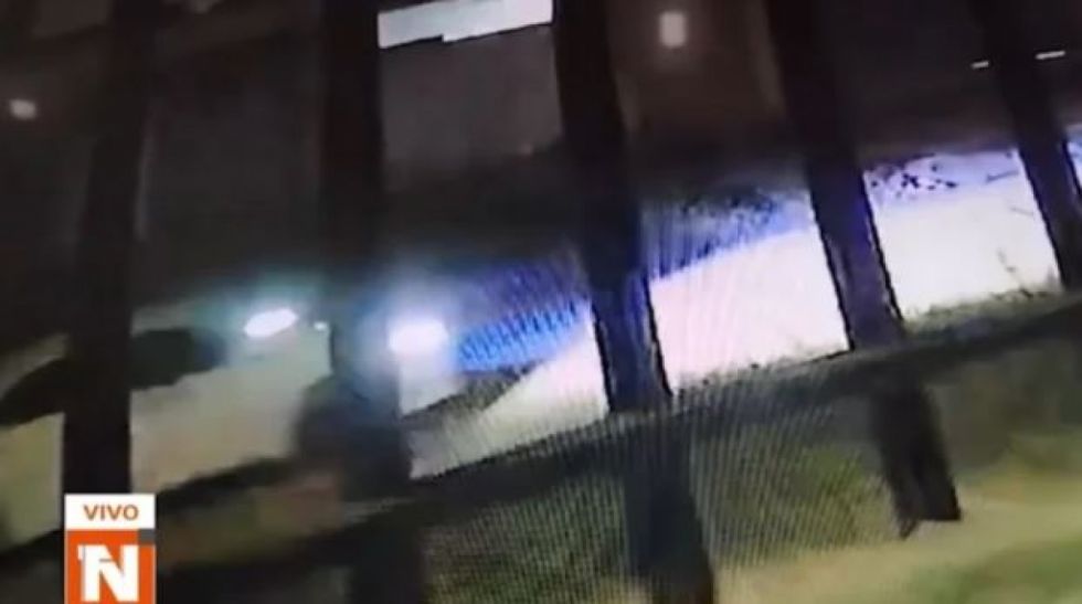 Terror en las calles: Una mujer es arrastrada por delincuentes en el Plan Tres Mil