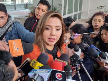 Pese a la renuncia de Lima, Alcón dice que el mandatario tiene un equipo de ministros ‘sólido’