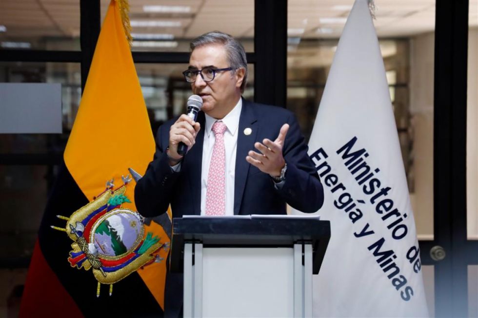 Apagones se mantendrán en Ecuador
