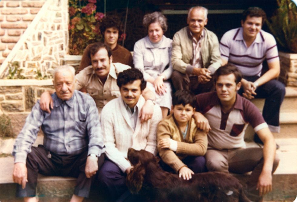 En los años 90 Castel, Ramiro, Carlo, Teresa, hermanos Avila Castellanos