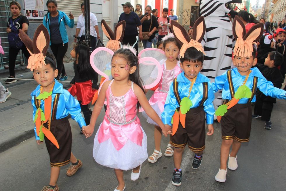 Conejitos y mariposas