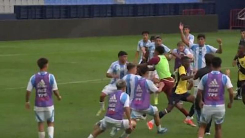 Escándalo: Amistoso sub-16 entre Ecuador y Argentina terminó en campal
