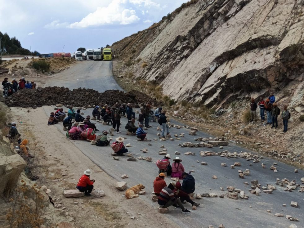 Empresarios advierten que serán ‘devastadores’ los daños económicos por los bloqueos