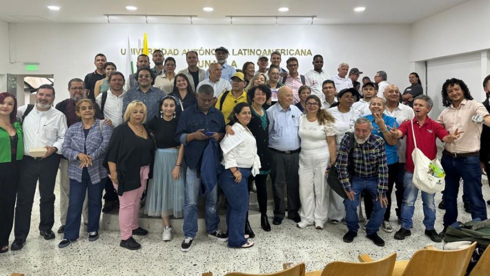 Colombia: La estrategia para desmovilizar a bandas