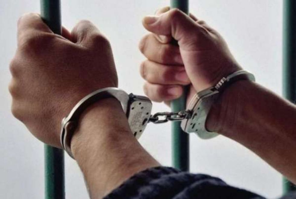 Aprehenden a soldador por abusar de su hija de 12 años