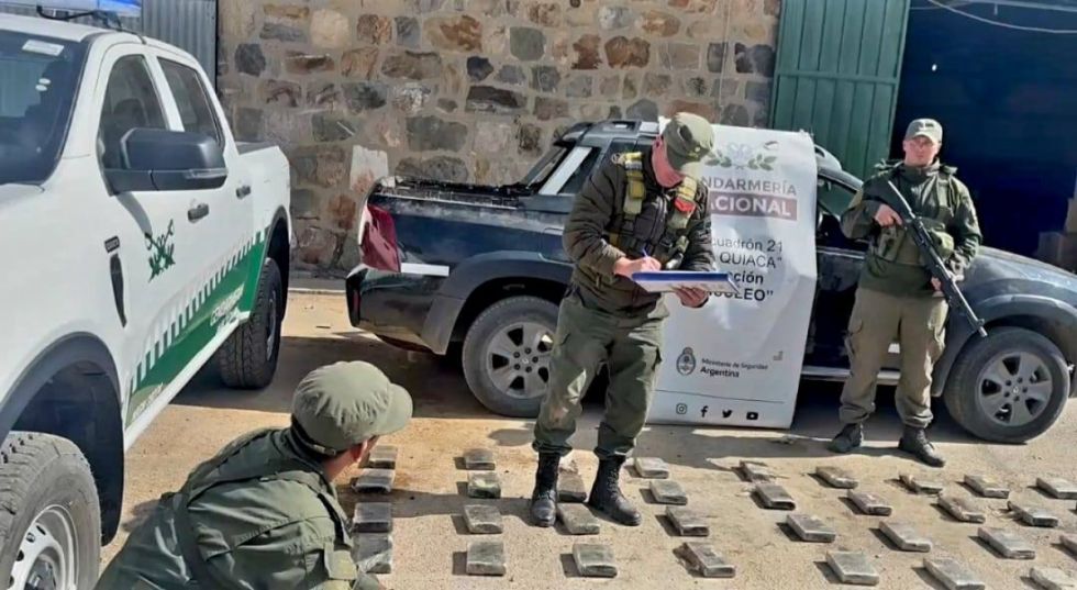 Dos bolivianos detenidos con cocaína en Jujuy