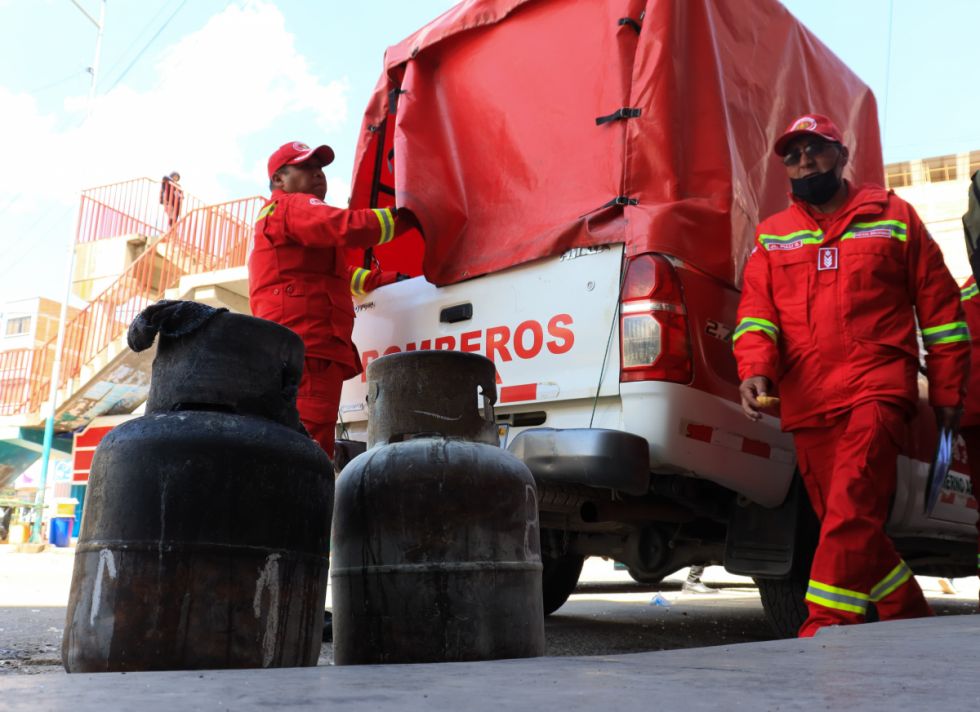 Explosión por fuga de gas en un instituto de repostería deja 7 heridos 