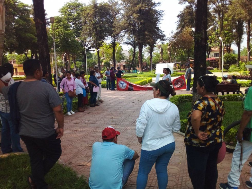 Trabajadores de salud de Tarija acatan paro en demanda de la destitución del Director del Sedes