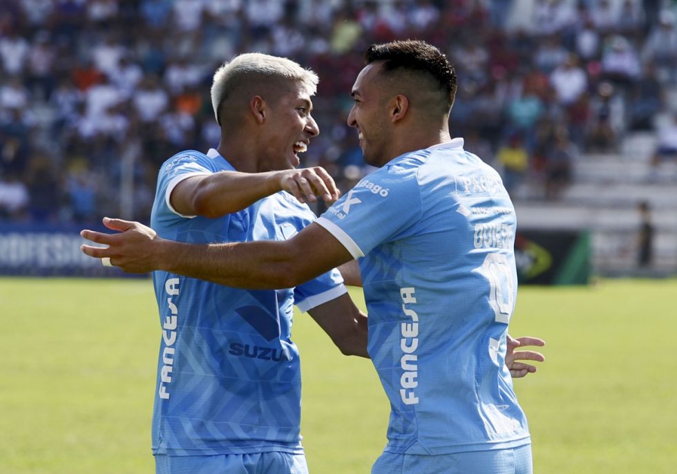Con Ramiro Vaca como eje, Bolívar superó a Real Santa Cruz 
