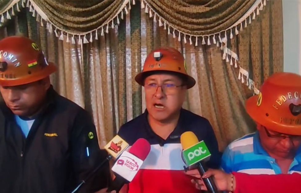 Cooperativistas mineros emplazan al Gobierno a desbloquear este fin de semana todos los caminos
