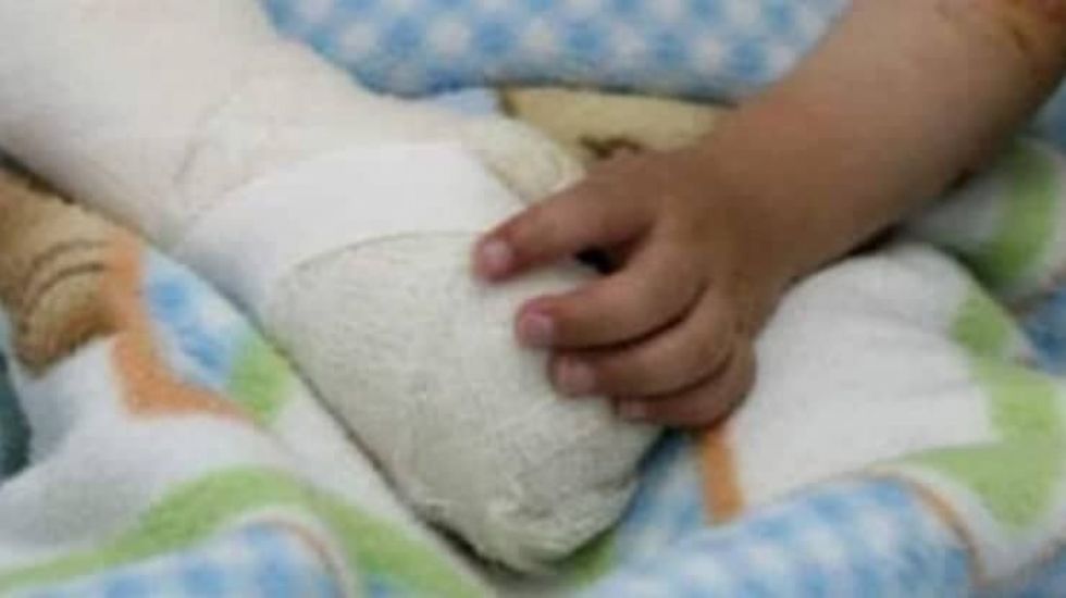 Un niño perdió 4 dedos por una dinamita, los bloqueadores no dejaron pasar la ambulancia 