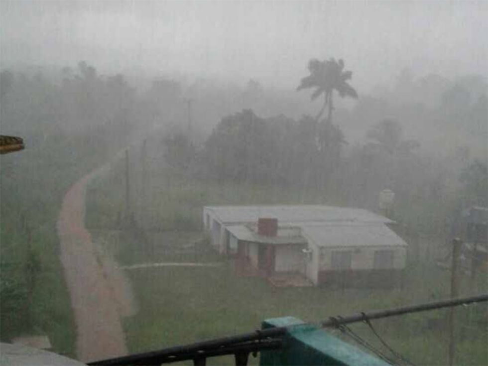 Lluvias en Ecuador reducen apagones temporalmente