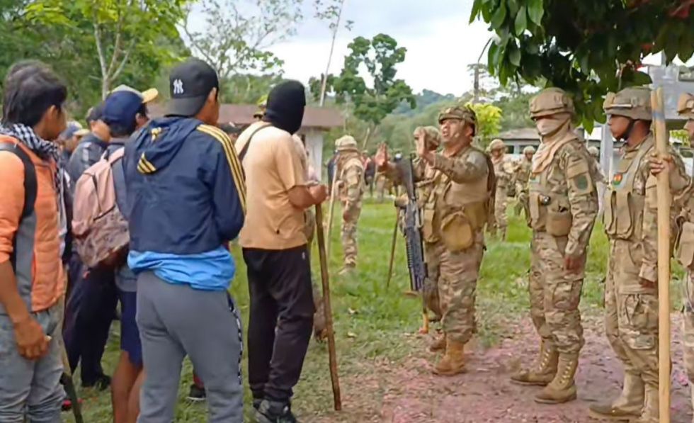 Tras la toma de rehenes, las FFAA denuncian ‘grupos armados irregulares’ e instan a deponer actitudes