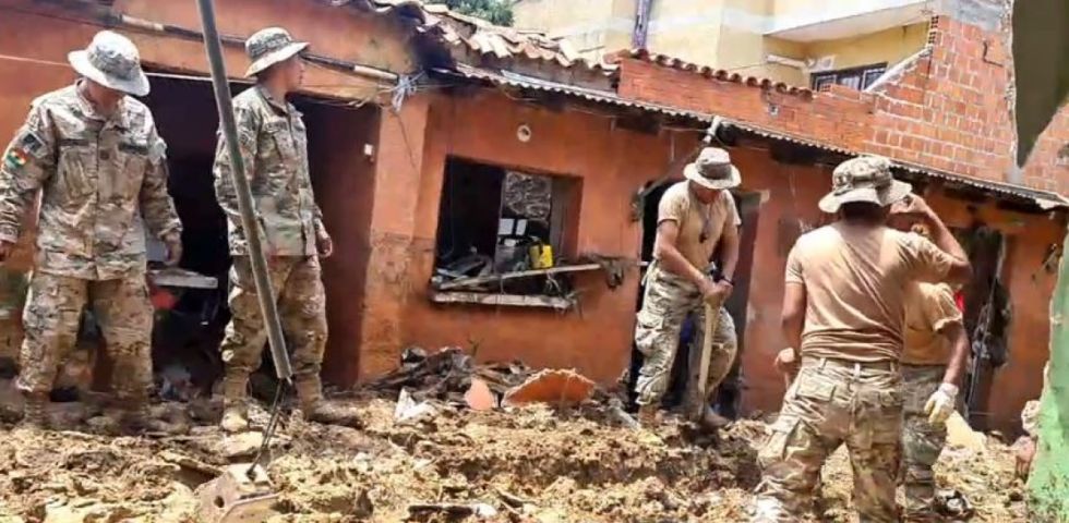 Continúan los trabajos de limpieza en seis puntos críticos de Tarija tras fuertes lluvias